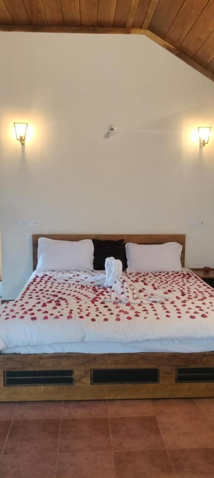 Mayflower Holiday Villa Meppādi Екстериор снимка